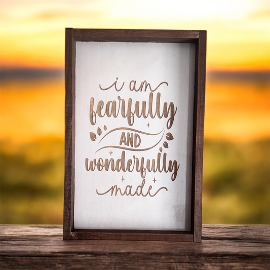 Bible verse desk sitter: I am fearfully and wonderfully made!